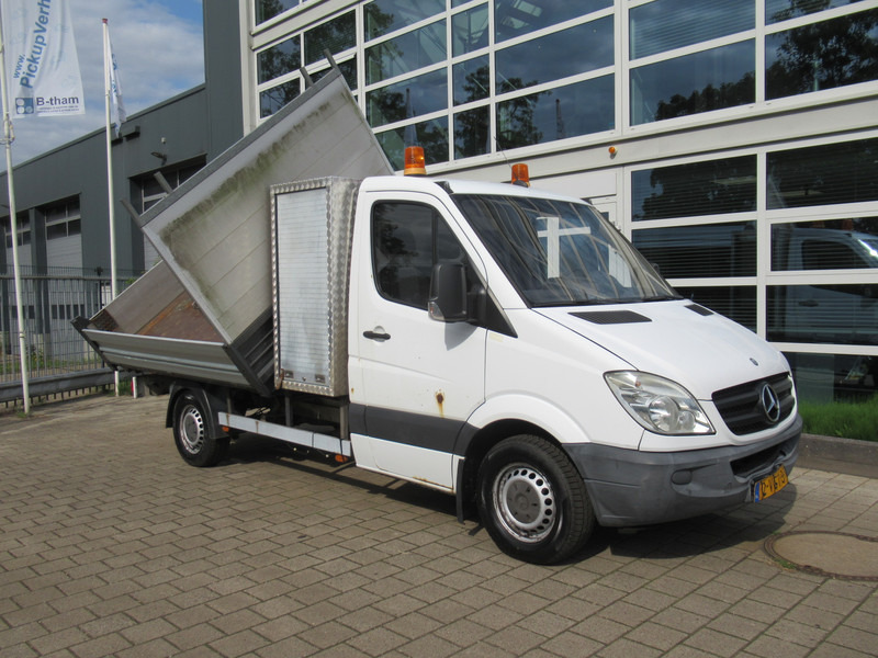 Mercedes-Benz Sprinter 310 2.2 CDI 70KW 366 3-Z./S./W. Kipper Tipper - Van jungkit: gambar 3 Mercedes-Benz Sprinter 310 2.2 CDI 70KW 366 3-Z./S./W. Kipper Tipper - Van jungkit: gambar 3