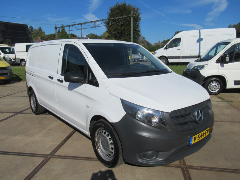Mercedes-Benz Vito 639/5 4x4 113CDI DENSO koelinbouw - Van berpendingin: gambar 4 Mercedes-Benz Vito 639/5 4x4 113CDI DENSO koelinbouw - Van berpendingin: gambar 4