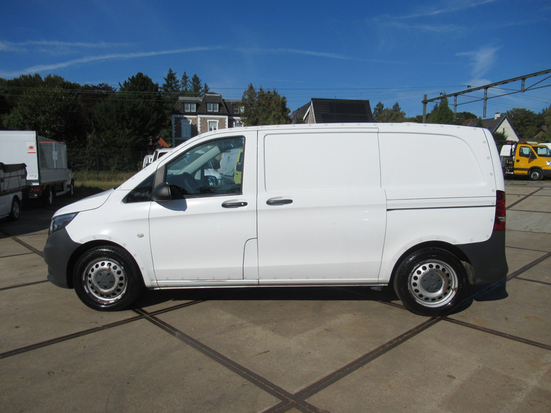 Mercedes-Benz Vito 639/5 4x4 113CDI DENSO koelinbouw - Van berpendingin: gambar 2 Mercedes-Benz Vito 639/5 4x4 113CDI DENSO koelinbouw - Van berpendingin: gambar 2