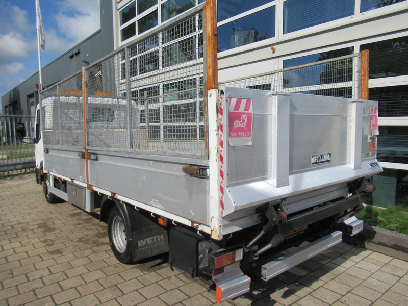 Nissan Cabstar 150.35 3.0TDci 110KW + DHollandia Laadklep - Van flatbed: gambar 4 Nissan Cabstar 150.35 3.0TDci 110KW + DHollandia Laadklep - Van flatbed: gambar 4