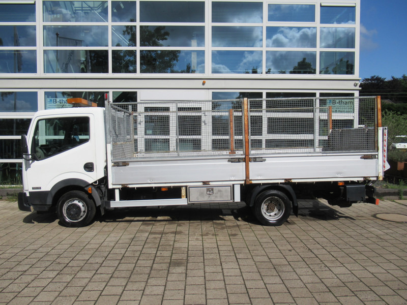 Nissan Cabstar 150.35 3.0TDci 110KW + DHollandia Laadklep - Van flatbed: gambar 2 Nissan Cabstar 150.35 3.0TDci 110KW + DHollandia Laadklep - Van flatbed: gambar 2