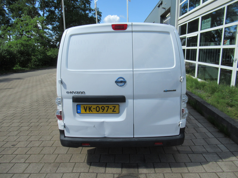 Nissan E-NV200 Optima 24KW/H - Van kecil, Van listrik: gambar 4 Nissan E-NV200 Optima 24KW/H - Van kecil, Van listrik: gambar 4