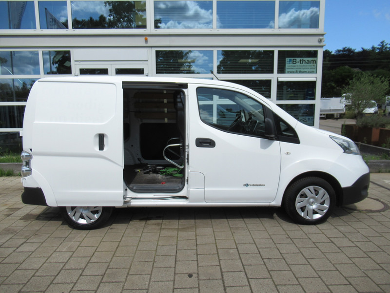 Nissan E-NV200 Optima 24KW/H - Van kecil, Van listrik: gambar 3 Nissan E-NV200 Optima 24KW/H - Van kecil, Van listrik: gambar 3