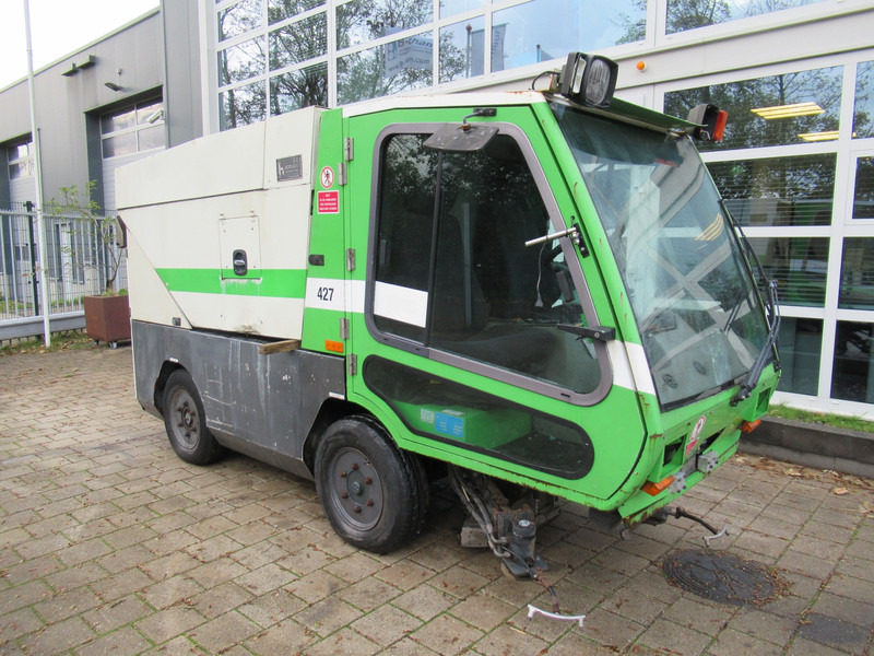 TENNANT HMF 214 Veegmachine, DEFECT / FOR PARTS - Penyapu jalan: gambar 2 TENNANT HMF 214 Veegmachine, DEFECT / FOR PARTS - Penyapu jalan: gambar 2