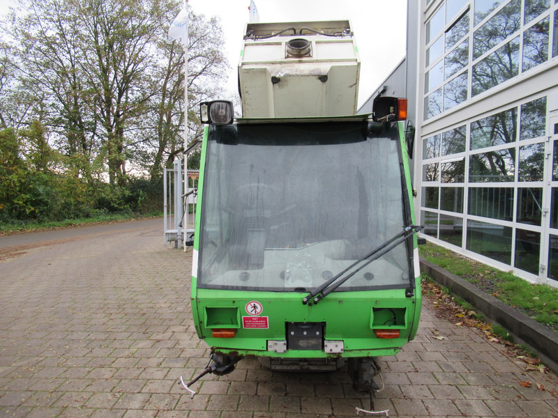 TENNANT HMF 214 Veegmachine, DEFECT / FOR PARTS - Penyapu jalan: gambar 3 TENNANT HMF 214 Veegmachine, DEFECT / FOR PARTS - Penyapu jalan: gambar 3