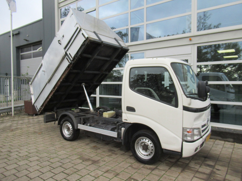 Toyota Dyna 100 3.0 D-4D 80KW Comfort Veegvuilkipper Tipper - Van jungkit: gambar 2 Toyota Dyna 100 3.0 D-4D 80KW Comfort Veegvuilkipper Tipper - Van jungkit: gambar 2