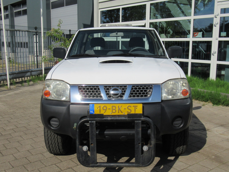 Nissan Navara 2.5 DTi King Cab 4-L.Lux. 1,5CAB PICK-UP - Van pengiriman: gambar 5 Nissan Navara 2.5 DTi King Cab 4-L.Lux. 1,5CAB PICK-UP - Van pengiriman: gambar 5