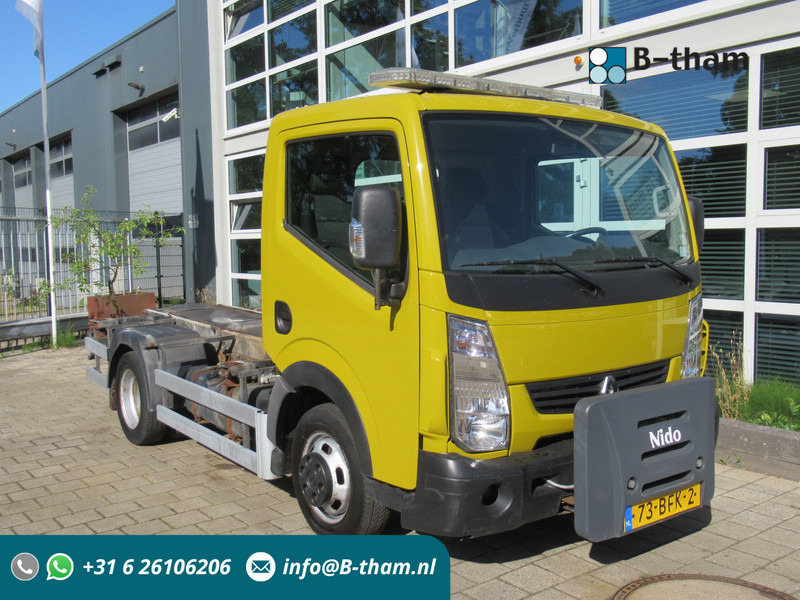 Renault Maxity 2.5DCi 107KW Chassis Twist Lock AIRCO - Van pengiriman: gambar 1 Renault Maxity 2.5DCi 107KW Chassis Twist Lock AIRCO - Van pengiriman: gambar 1