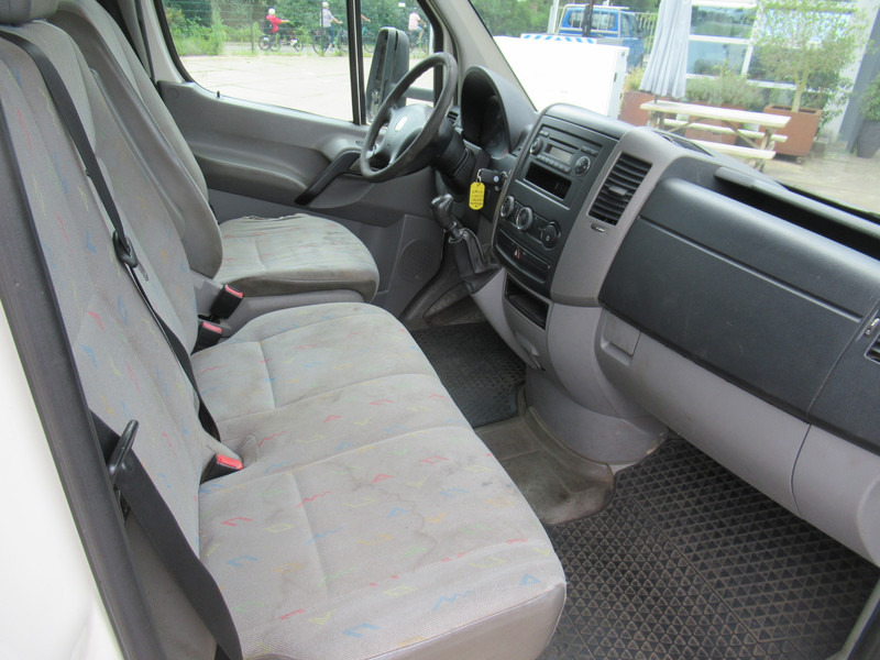 Van flatbed, Van kombi Volkswagen Crafter 35 40 46 2.5 TDI 80KW L3 DOKA Dubbelcabine: gambar 8