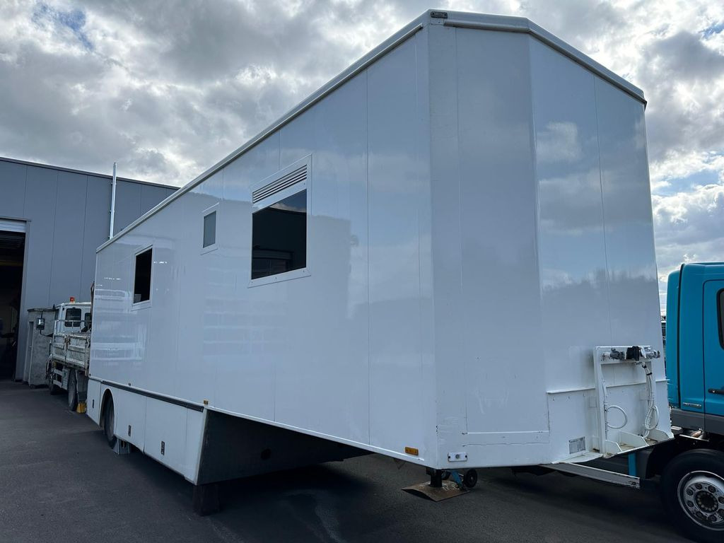 VanHool*WohntrailerProjekt*Aggregat*Wasser - Camper: gambar 2 VanHool*WohntrailerProjekt*Aggregat*Wasser - Camper: gambar 2