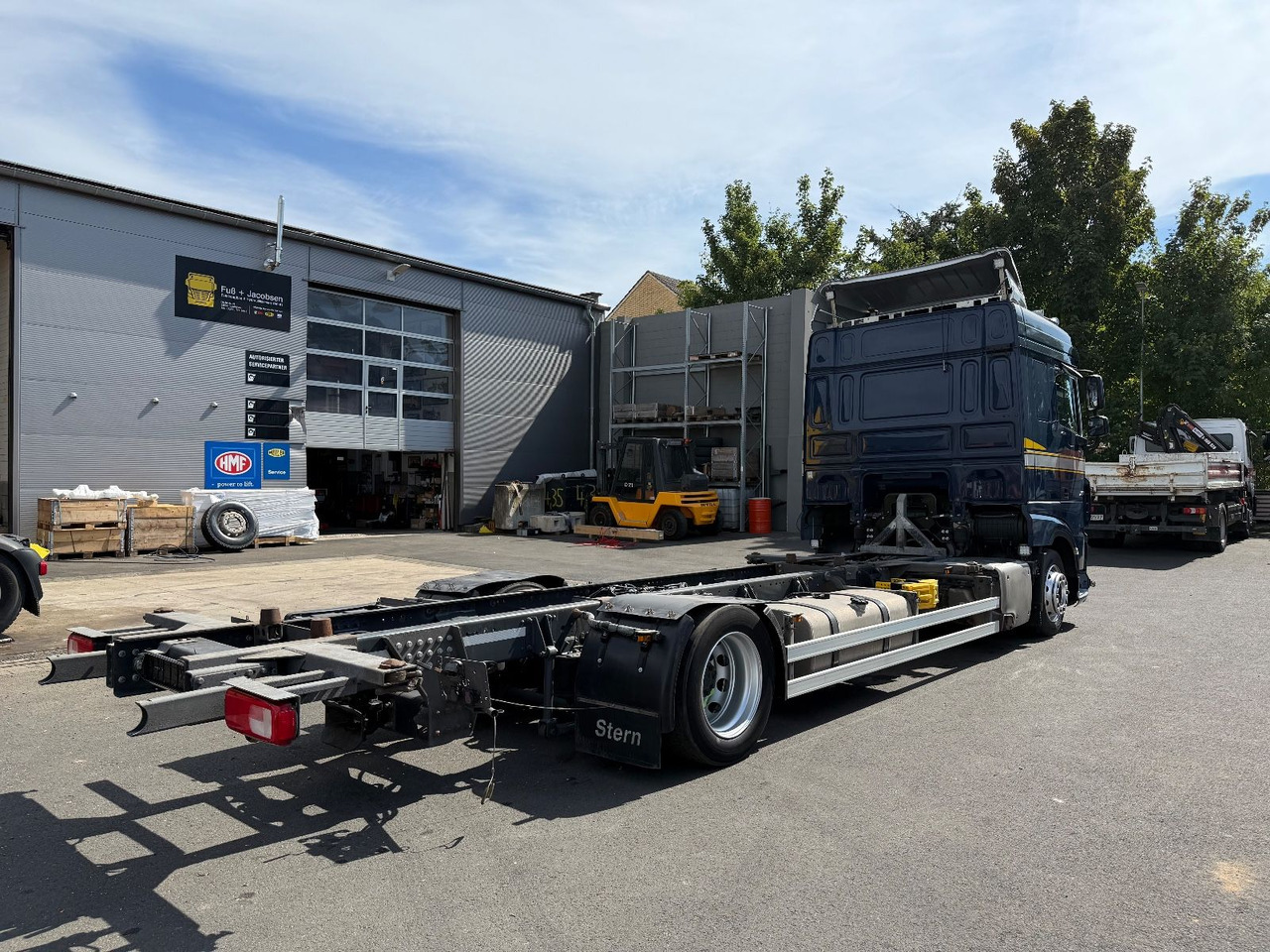 DAF XF430/Jumbo;Mega/Intarder/Standklima-Heizung/BDF - Truk sasis: gambar 5 DAF XF430/Jumbo;Mega/Intarder/Standklima-Heizung/BDF - Truk sasis: gambar 5