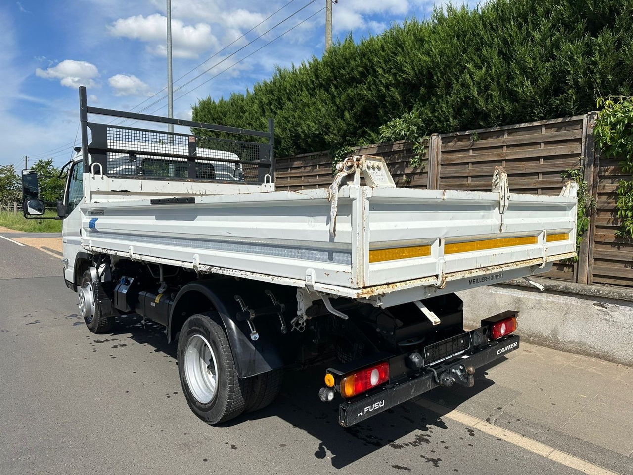 FUSO Canter 7C18/Meiller 3-S-K*Top-Deal!* - Van jungkit: gambar 5 FUSO Canter 7C18/Meiller 3-S-K*Top-Deal!* - Van jungkit: gambar 5