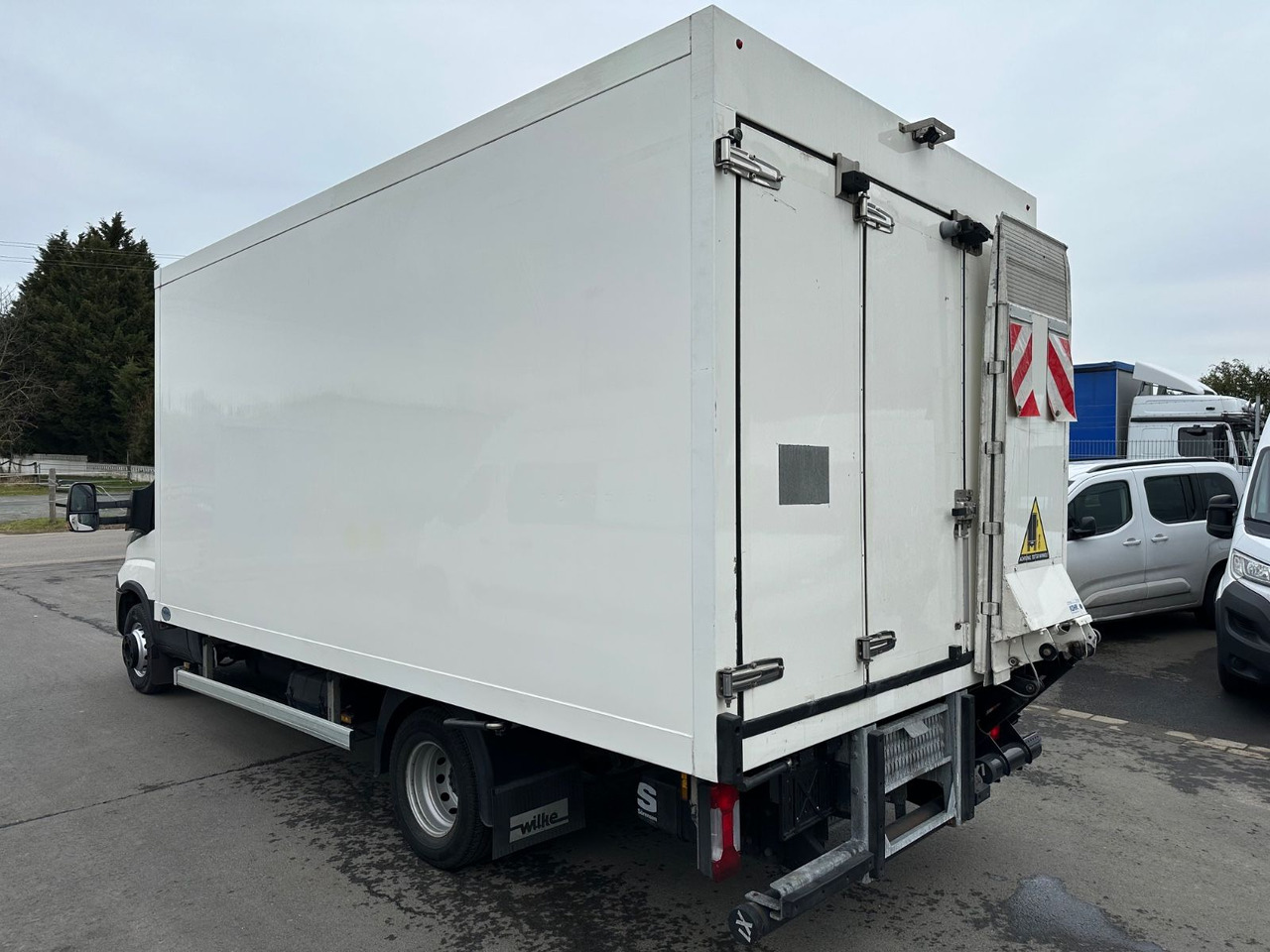 Van berpendingin Iveco Daily 70C21/LBW/Tiefkühler/Tüv neu/Wilke: gambar 6