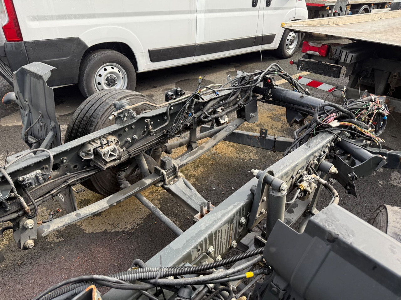 Iveco Eurocargo 110EL250 Unfallchassis - Truk pengangkut mobil: gambar 3 Iveco Eurocargo 110EL250 Unfallchassis - Truk pengangkut mobil: gambar 3