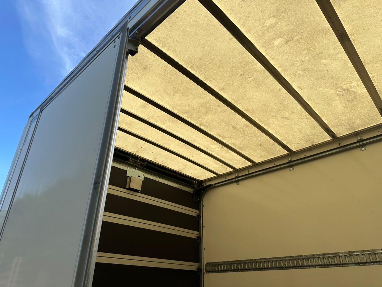 Van box Iveco Eurocargo 75E19/Tüv neu/Koffer/LBW 1000kg/: gambar 14