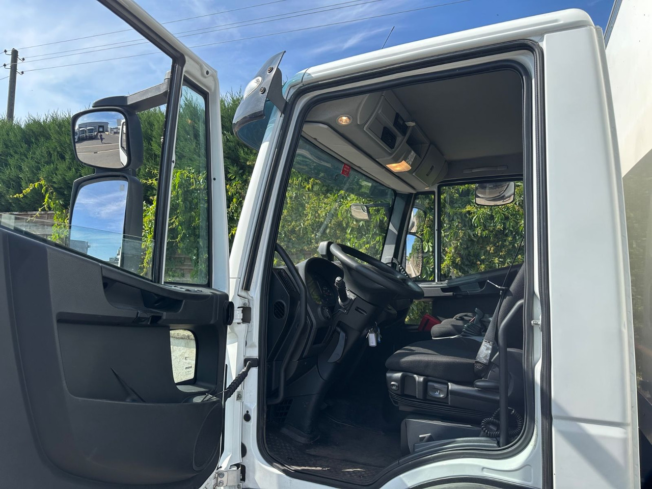 Van box Iveco Eurocargo 75E19/Tüv neu/Koffer/LBW 1000kg/: gambar 10