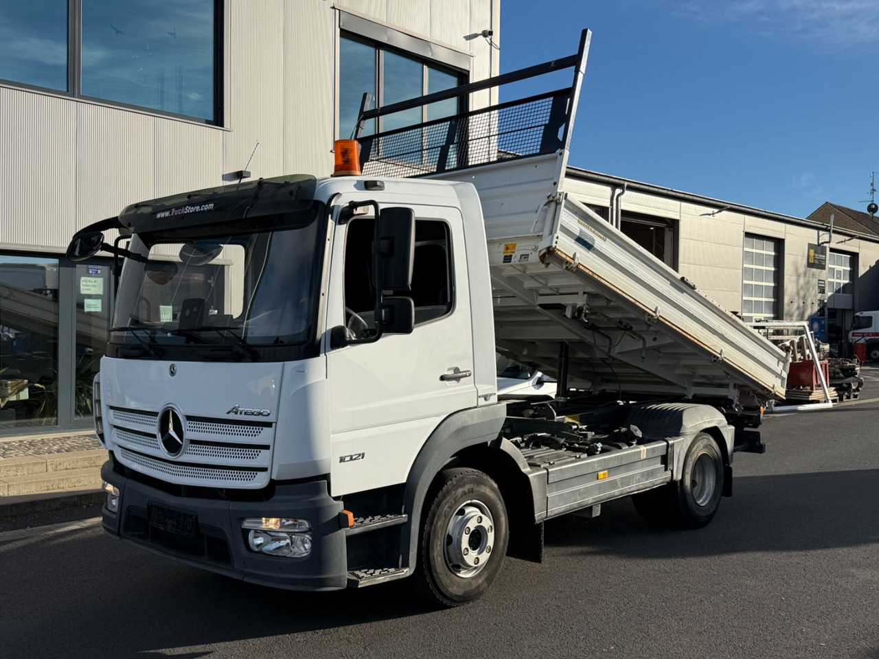 Mercedes-Benz Atego 3 4x2 1021 Meiller, Ahk, Klima, Tüv neu - Truk jungkit: gambar 1 Mercedes-Benz Atego 3 4x2 1021 Meiller, Ahk, Klima, Tüv neu - Truk jungkit: gambar 1