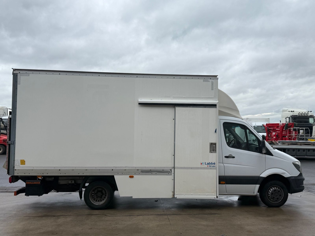 Mercedes-Benz Sprinter II 516 Cdi Koffer / Lbw. / Automatik - Van box: gambar 4 Mercedes-Benz Sprinter II 516 Cdi Koffer / Lbw. / Automatik - Van box: gambar 4
