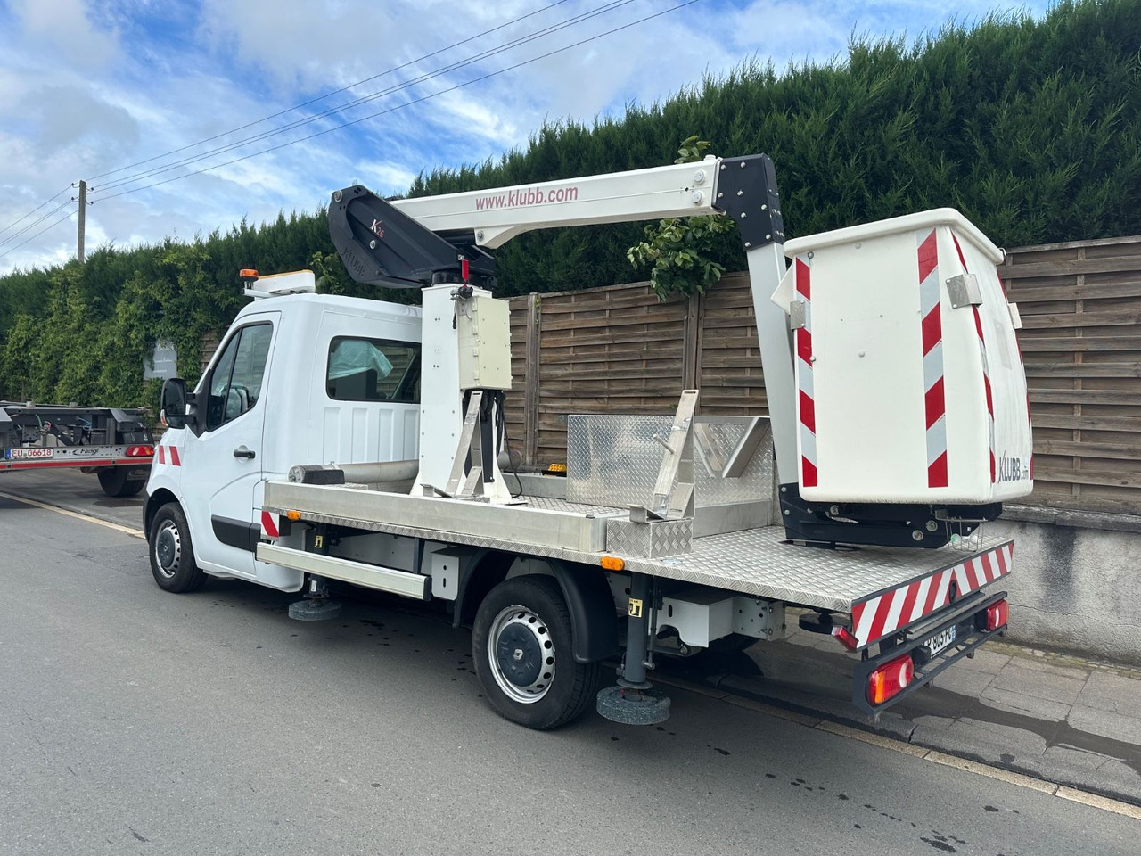 Renault Master III Steiger/11,2m/3,5t/Klubb K26/Klima - Platform udara yang dipasang di truk: gambar 4 Renault Master III Steiger/11,2m/3,5t/Klubb K26/Klima - Platform udara yang dipasang di truk: gambar 4