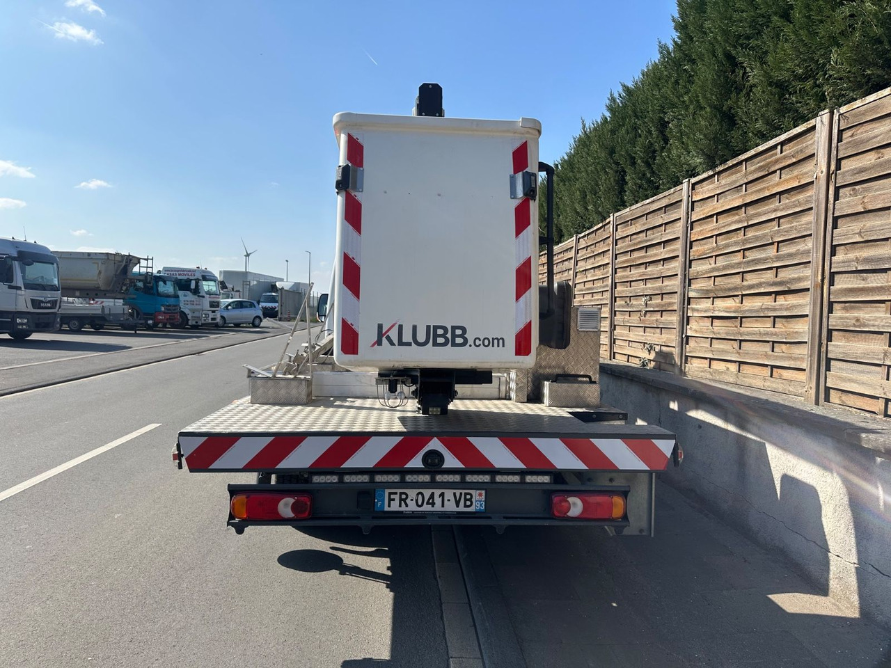 Renault Master III*Steiger 12m*orig.km*Topzustand* Renault Master III/Steiger 11,2m/orig.km*Topzustand* - Platform udara yang dipasang di truk, Van pengiriman: gambar 5 Renault Master III*Steiger 12m*orig.km*Topzustand* Renault Master III/Steiger 11,2m/orig.km*Topzustand* - Platform udara yang dipasang di truk, Van pengiriman: gambar 5