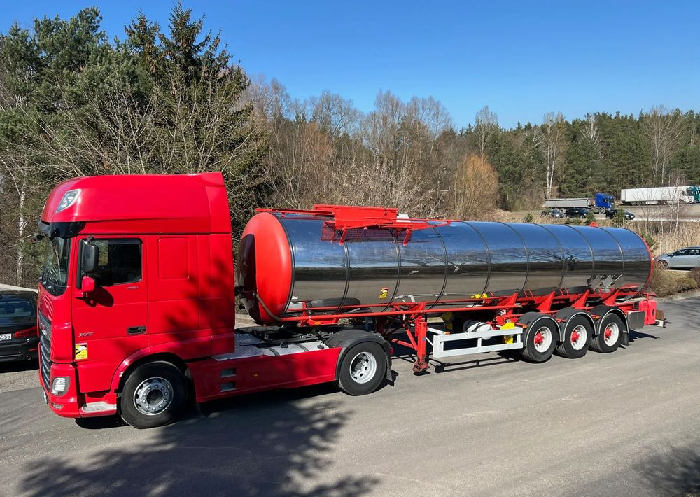 Kassbohrer STS 32 - Semi-trailer tangki: gambar 1 Kassbohrer STS 32 - Semi-trailer tangki: gambar 1