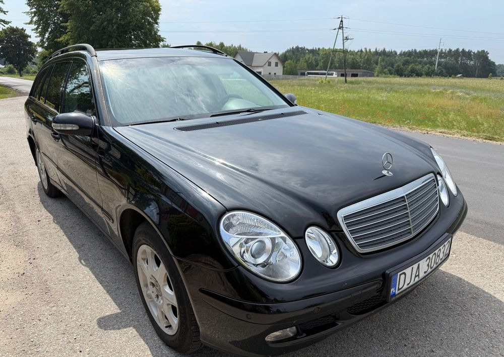 Mercedes-Benz Klasa E - Mobil: gambar 5 Mercedes-Benz Klasa E - Mobil: gambar 5
