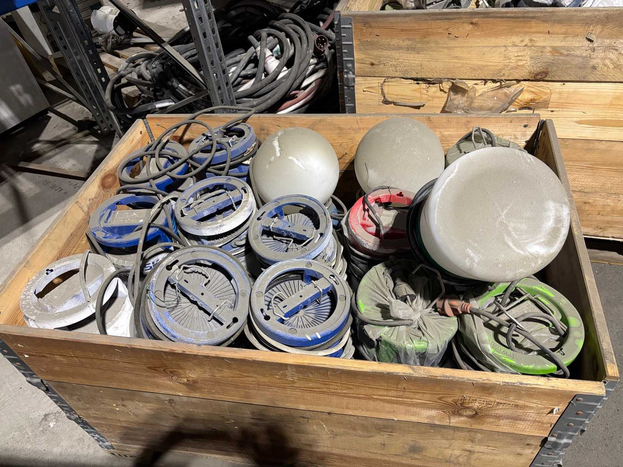 Daisy-chained ball lamp approx. 40pcs - Peralatan dan perlengkapan: gambar 2 Daisy-chained ball lamp approx. 40pcs - Peralatan dan perlengkapan: gambar 2