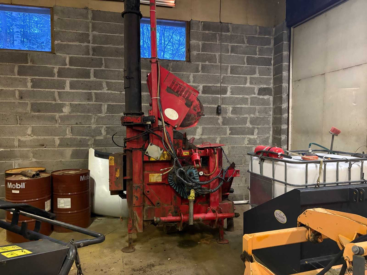 Precision shredder Lely Storm 130 R - Pemanen hijauan tipe tarik: gambar 2 Precision shredder Lely Storm 130 R - Pemanen hijauan tipe tarik: gambar 2