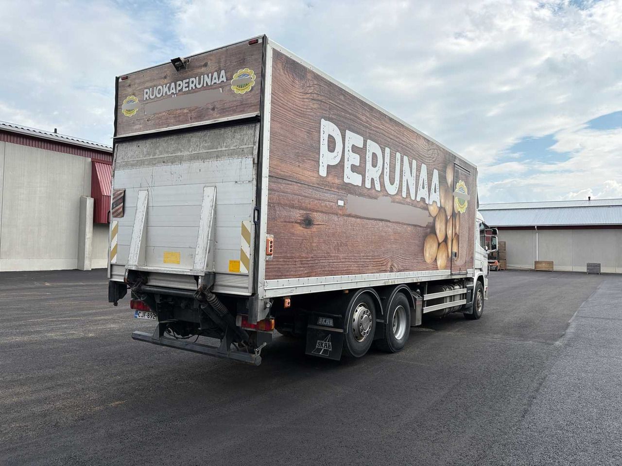 SCANIA 114L truck - Truk box: gambar 5 SCANIA 114L truck - Truk box: gambar 5