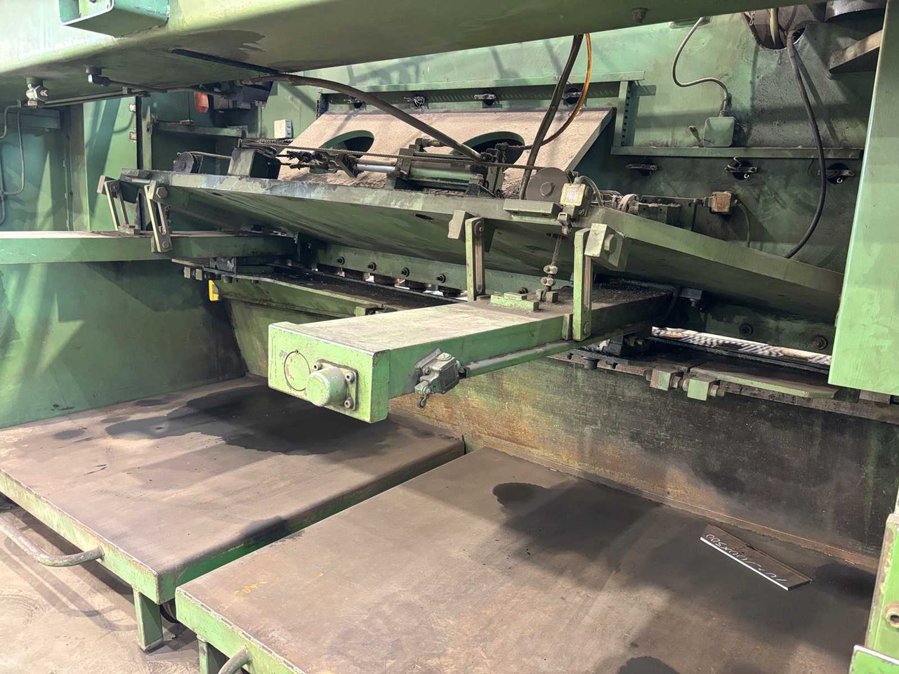 Mesin pengerjaan logam Sheet Metal Cutter LVD MVS 31/20 + Plate Feed Table: gambar 7