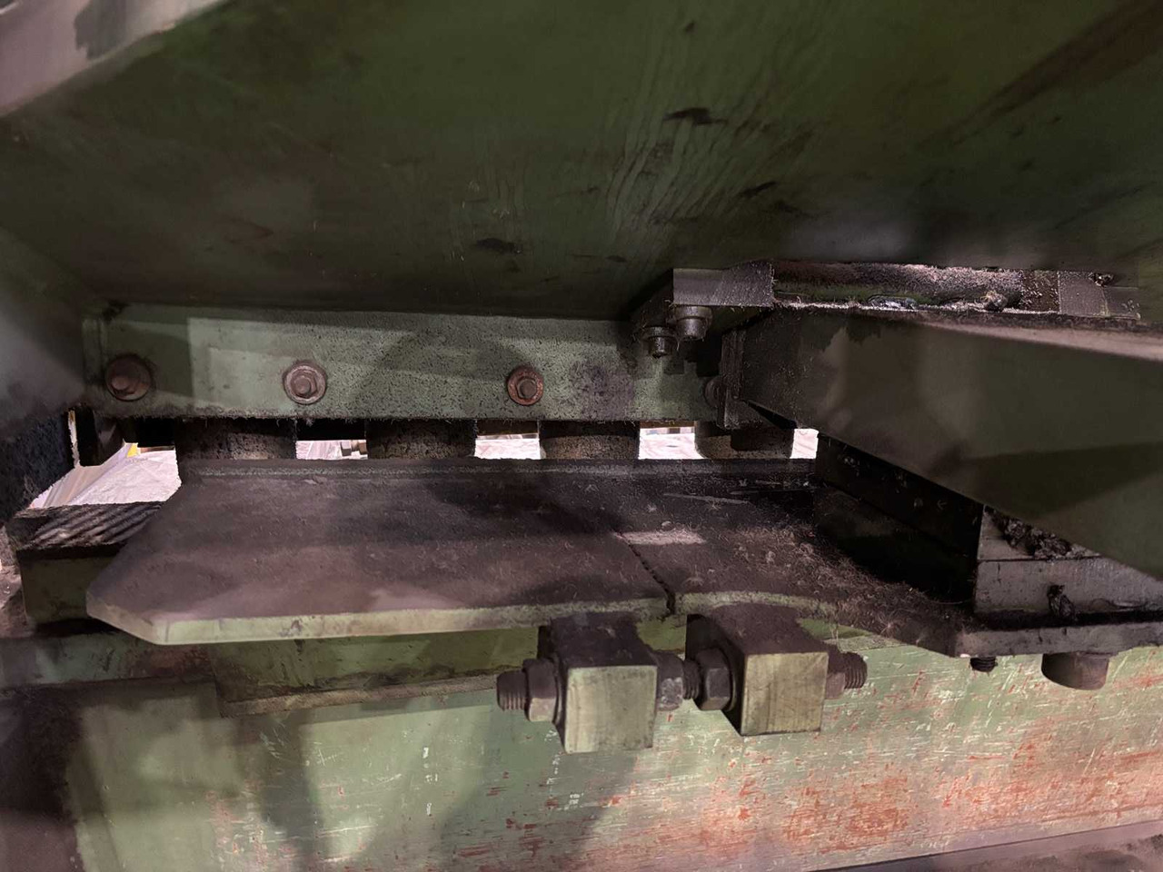 Mesin pengerjaan logam Sheet Metal Cutter LVD MVS 31/20 + Plate Feed Table: gambar 14
