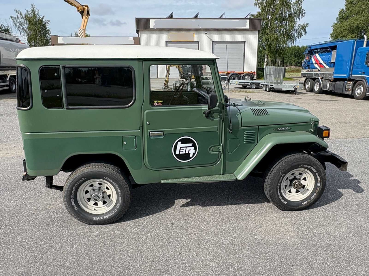 Vintage car Toyota Land Cruiser BJ40 - Mobil: gambar 4 Vintage car Toyota Land Cruiser BJ40 - Mobil: gambar 4