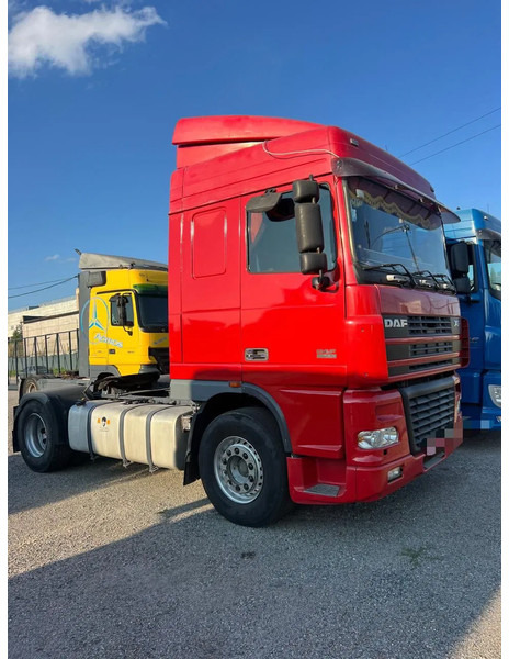 DAF XF 95 430 Manual - Traktor terminal: gambar 4 DAF XF 95 430 Manual - Traktor terminal: gambar 4