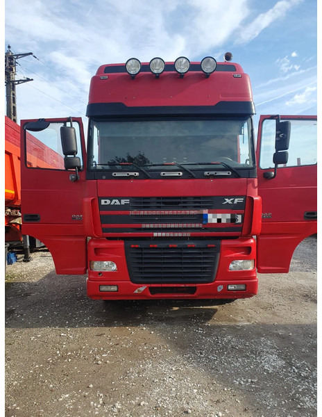 DAF XF 95.430 - Tractor head: gambar 1 DAF XF 95.430 - Tractor head: gambar 1