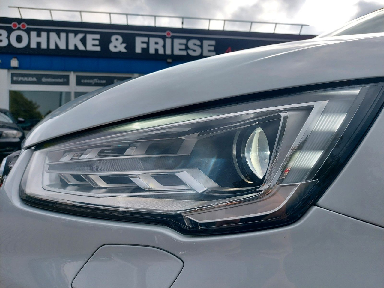 Audi A1 Sportback sport S-Line Pano Bose Xenon DAB - Mobil sedan: gambar 3 Audi A1 Sportback sport S-Line Pano Bose Xenon DAB - Mobil sedan: gambar 3