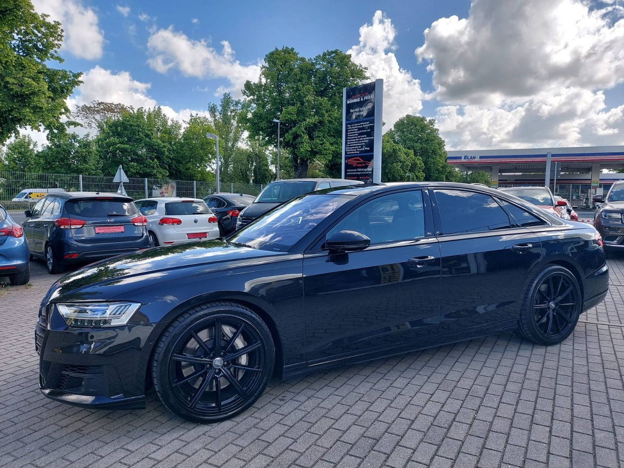 Audi A8 60 TDI quattro LED VOLL HEAD UP B&O VOLL VOL - Mobil sedan: gambar 2 Audi A8 60 TDI quattro LED VOLL HEAD UP B&O VOLL VOL - Mobil sedan: gambar 2