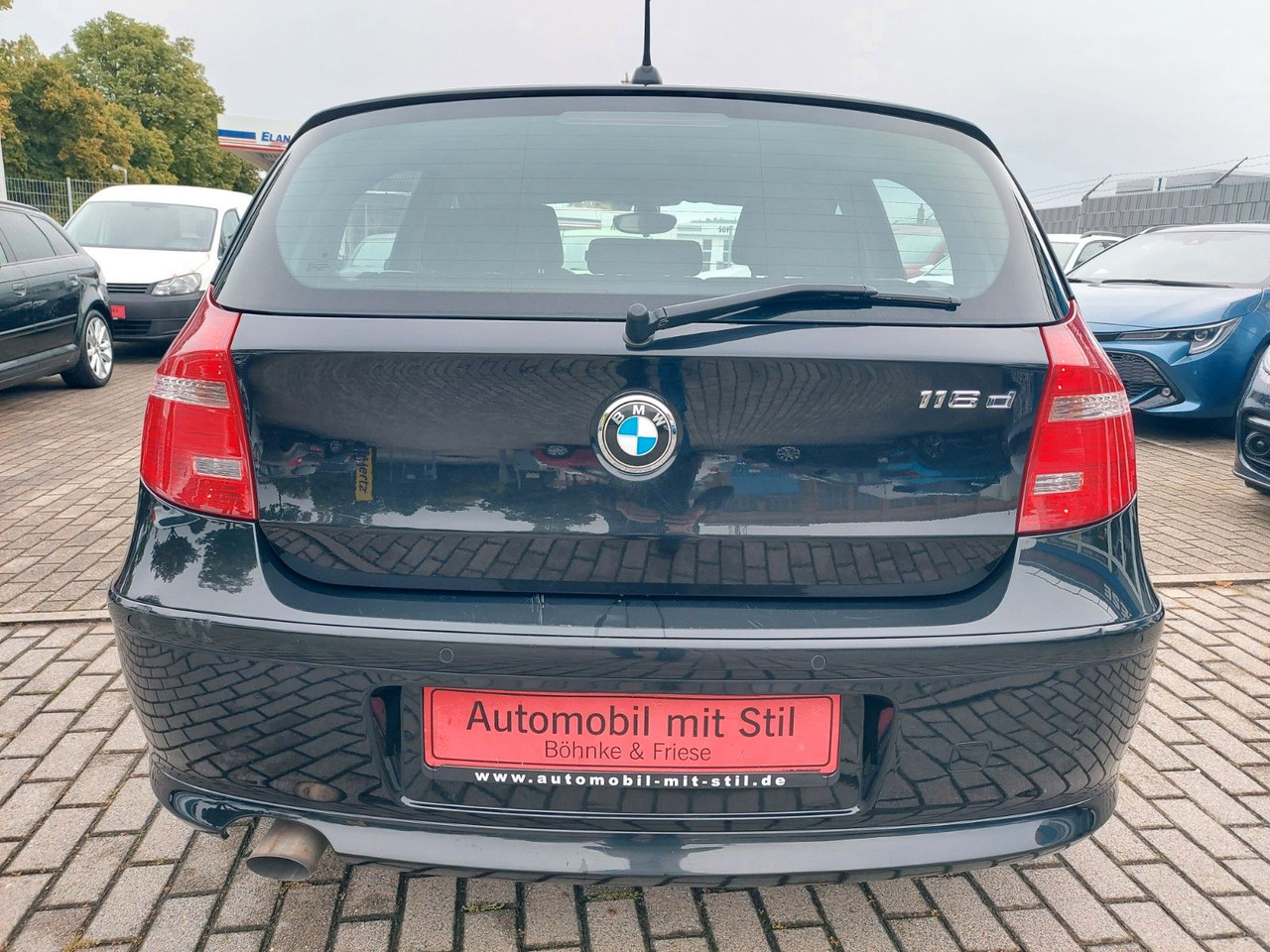 BMW 116 Baureihe 1 Lim. 116d Klima Sitzheizung - Mobil sedan: gambar 4 BMW 116 Baureihe 1 Lim. 116d Klima Sitzheizung - Mobil sedan: gambar 4