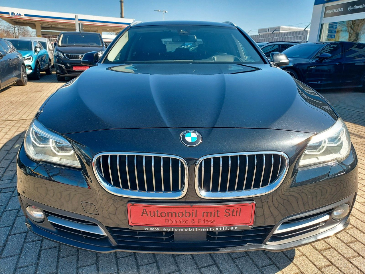 BMW 525 Baureihe 5 Touring 525 d xDrive Radar 360° - Mobil: gambar 2 BMW 525 Baureihe 5 Touring 525 d xDrive Radar 360° - Mobil: gambar 2