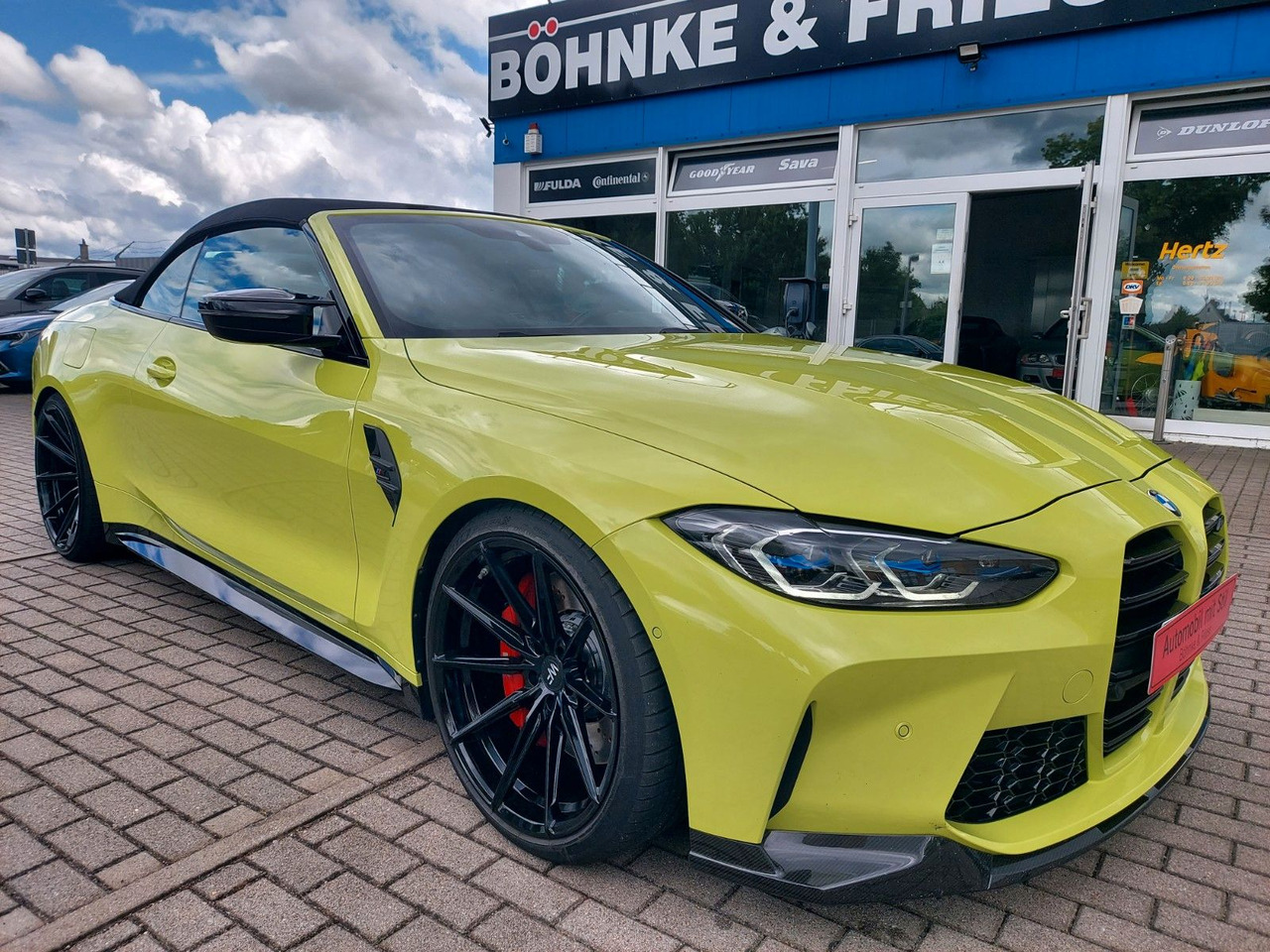 BMW M4 Cabrio G83 xDrive Competition M-Sport H&K - Convertible: gambar 3 BMW M4 Cabrio G83 xDrive Competition M-Sport H&K - Convertible: gambar 3