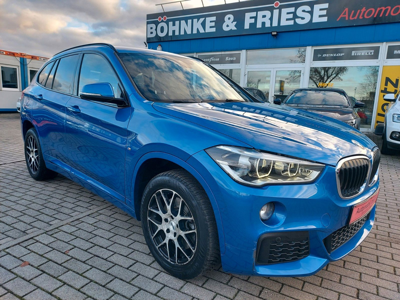 BMW X1 xDrive 20d M Sport LED SPORT 4X4 Alcantara - Mobil SUV: gambar 1 BMW X1 xDrive 20d M Sport LED SPORT 4X4 Alcantara - Mobil SUV: gambar 1