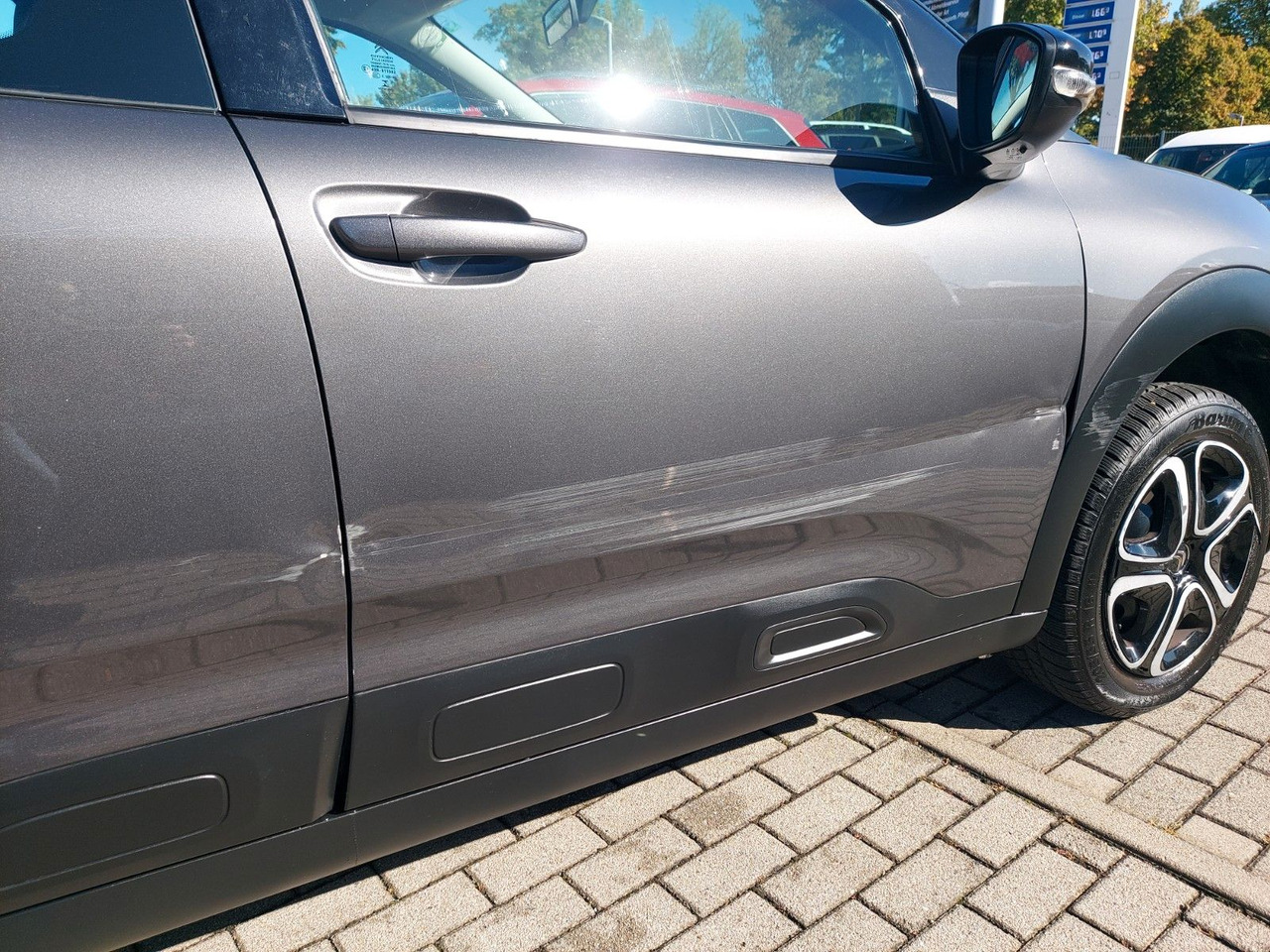 Citroën C4 Cactus Feel DAB Klima Sitzheizung PDC - Mobil sedan: gambar 2 Citroën C4 Cactus Feel DAB Klima Sitzheizung PDC - Mobil sedan: gambar 2