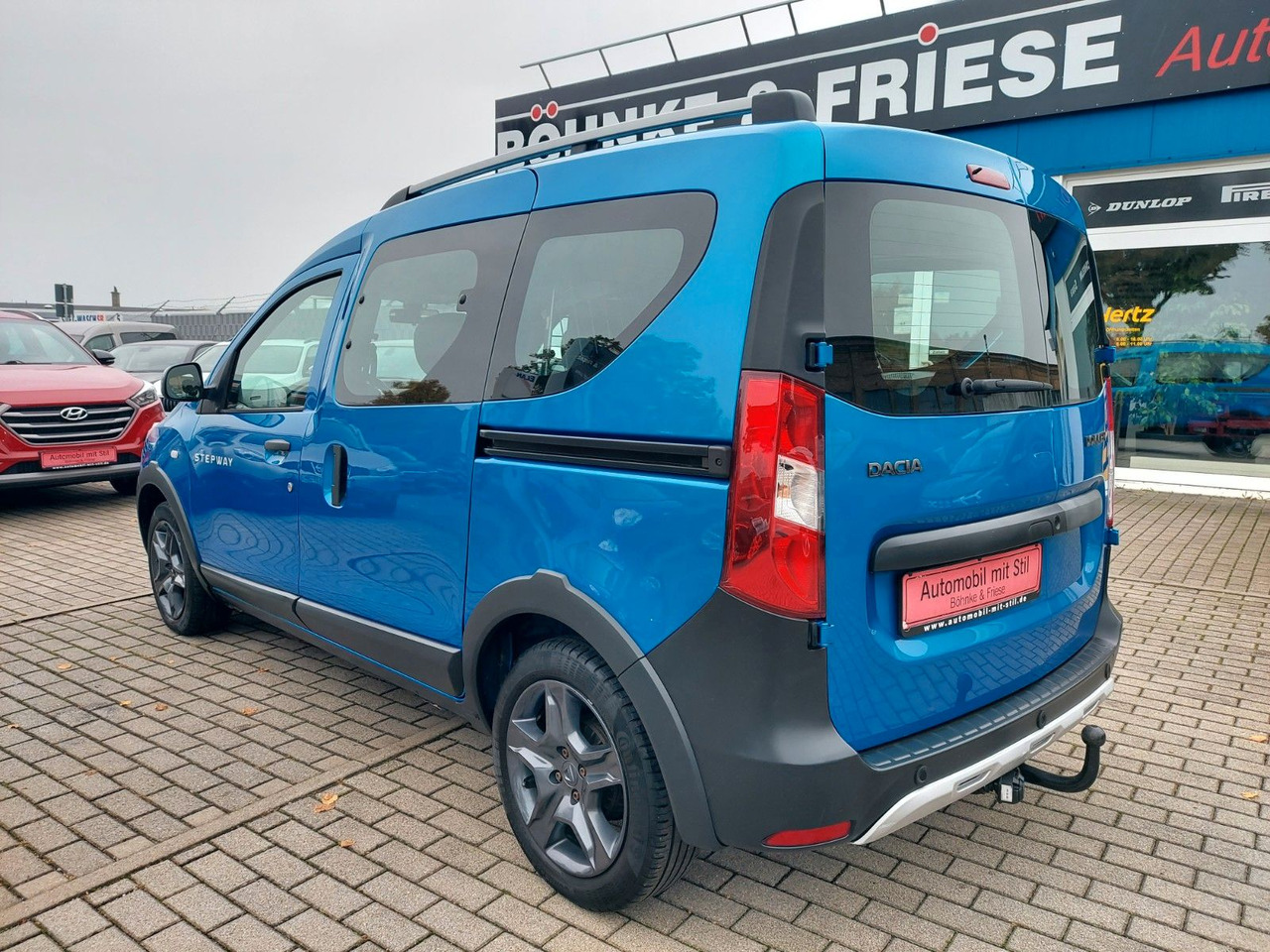 Dacia Dokker Stepway Celebration NAVI PDC AHK - Station wagon: gambar 5 Dacia Dokker Stepway Celebration NAVI PDC AHK - Station wagon: gambar 5