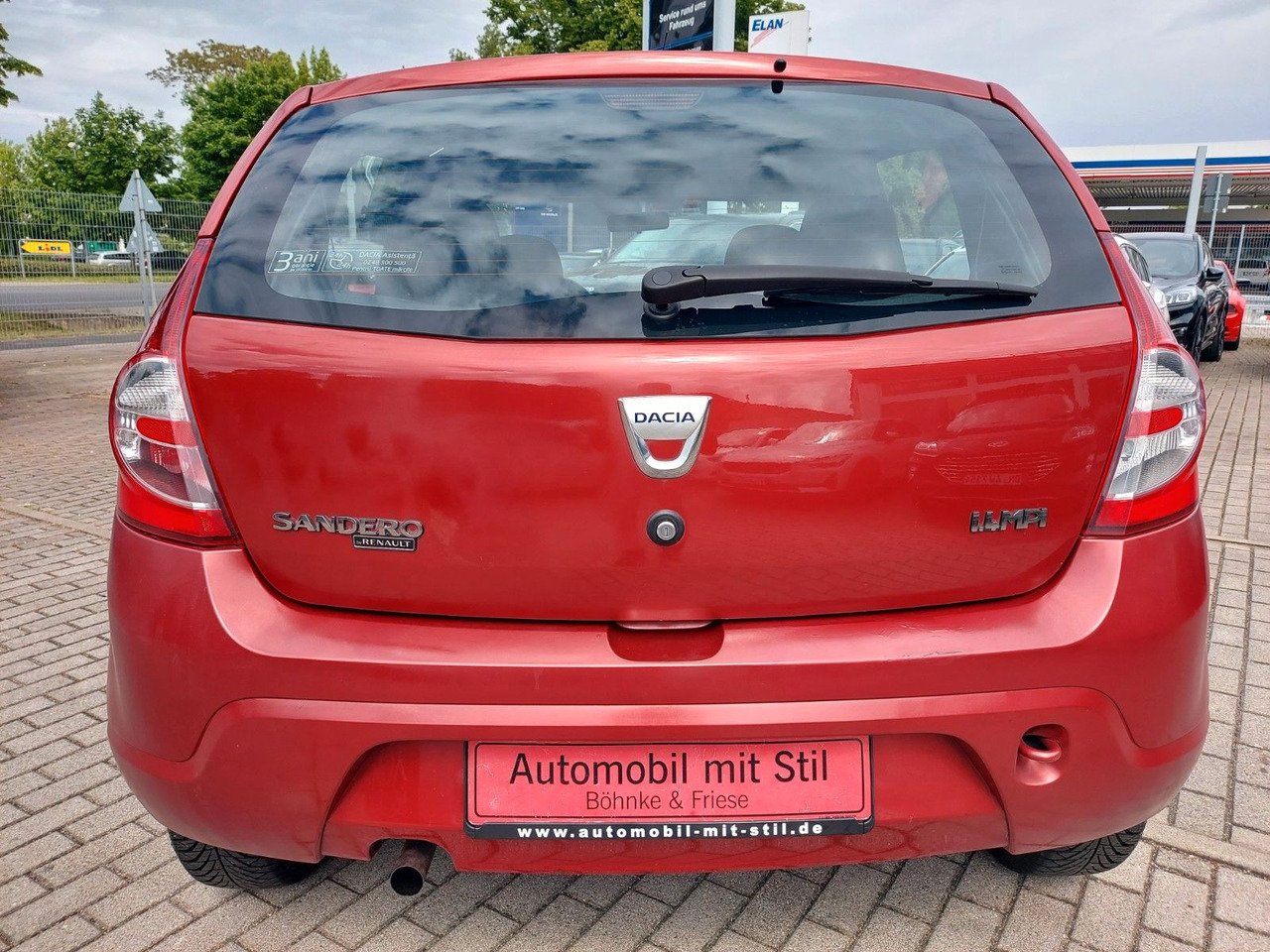 Dacia Sandero 1.4 MPI CD-Radio M+S - Mobil sedan: gambar 5 Dacia Sandero 1.4 MPI CD-Radio M+S - Mobil sedan: gambar 5
