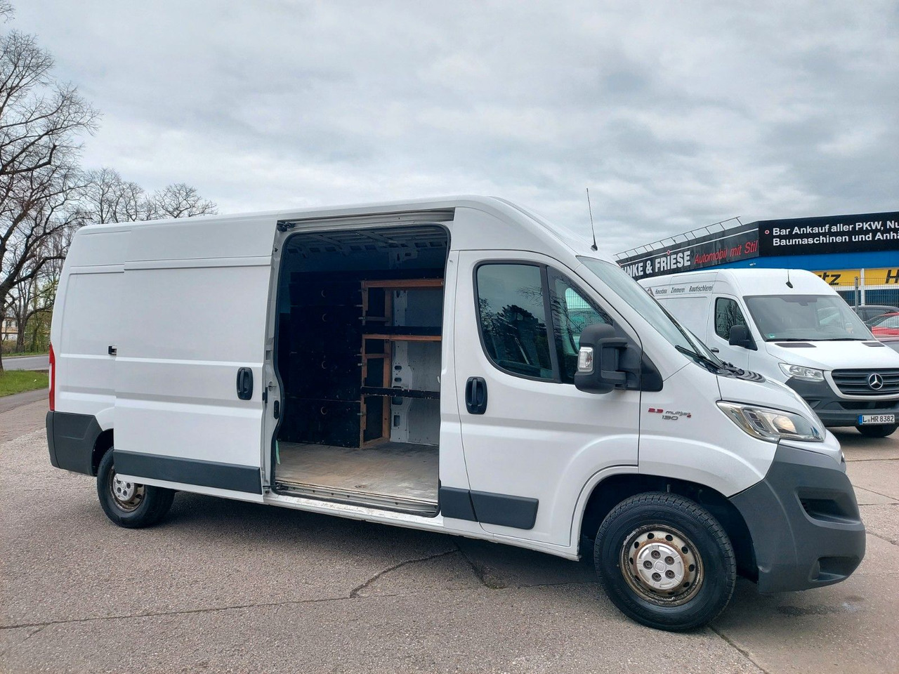 Fiat Ducato Grossr.-Kasten 35 130 L4H2 RS: 4035 mm - Van penumpang: gambar 1 Fiat Ducato Grossr.-Kasten 35 130 L4H2 RS: 4035 mm - Van penumpang: gambar 1