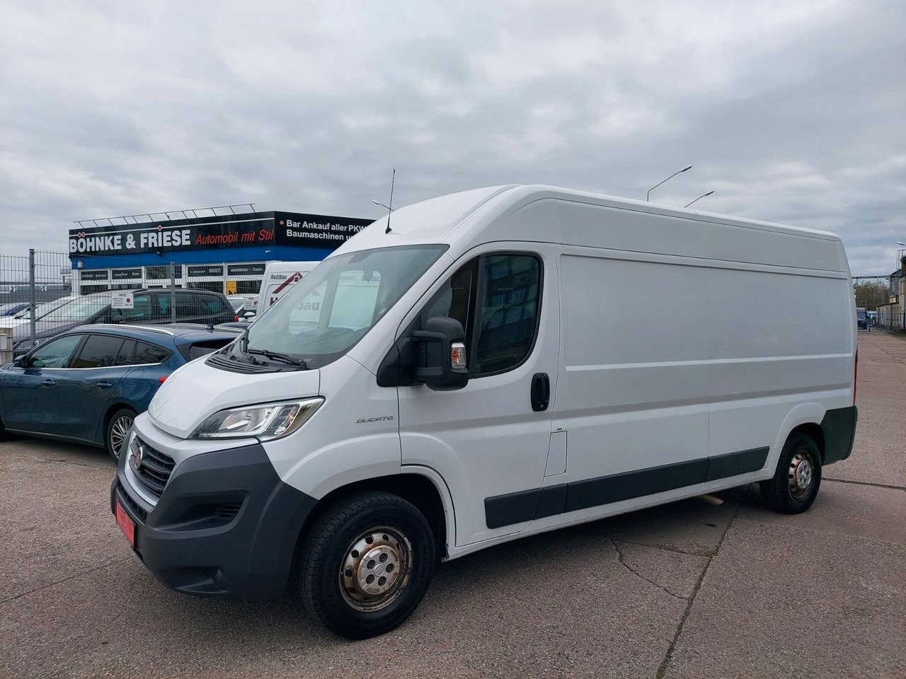Fiat Ducato Grossr.-Kasten 35 130 L4H2 RS: 4035 mm - Van penumpang: gambar 4 Fiat Ducato Grossr.-Kasten 35 130 L4H2 RS: 4035 mm - Van penumpang: gambar 4