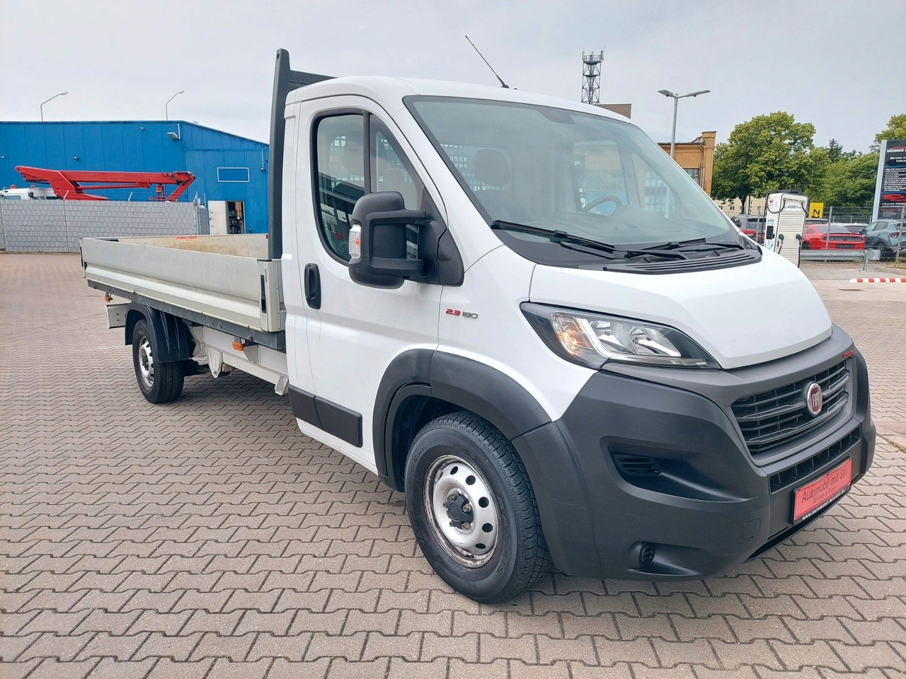 Fiat Ducato Maxi Pritsche 35 180 L5 Pritsche - Van flatbed: gambar 2 Fiat Ducato Maxi Pritsche 35 180 L5 Pritsche - Van flatbed: gambar 2