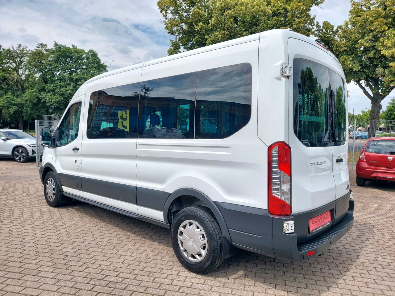 Ford Transit Kombi 350 L3 hoch Trend Rollstuhl Lift - Van penumpang: gambar 5 Ford Transit Kombi 350 L3 hoch Trend Rollstuhl Lift - Van penumpang: gambar 5
