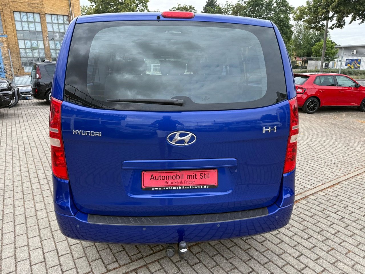 Hyundai H-1 Travel Comfort 8 SITZER KLIMAA. STANDHEIZUNG - Van penumpang: gambar 5 Hyundai H-1 Travel Comfort 8 SITZER KLIMAA. STANDHEIZUNG - Van penumpang: gambar 5