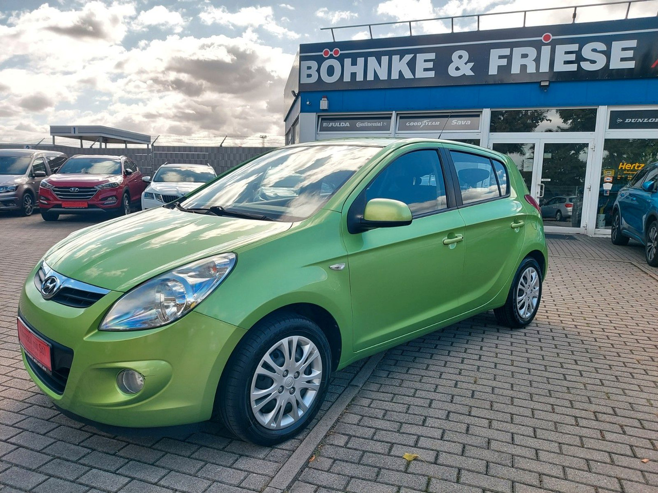 Hyundai i20 Klima USB 5 Türen - Mobil: gambar 3 Hyundai i20 Klima USB 5 Türen - Mobil: gambar 3