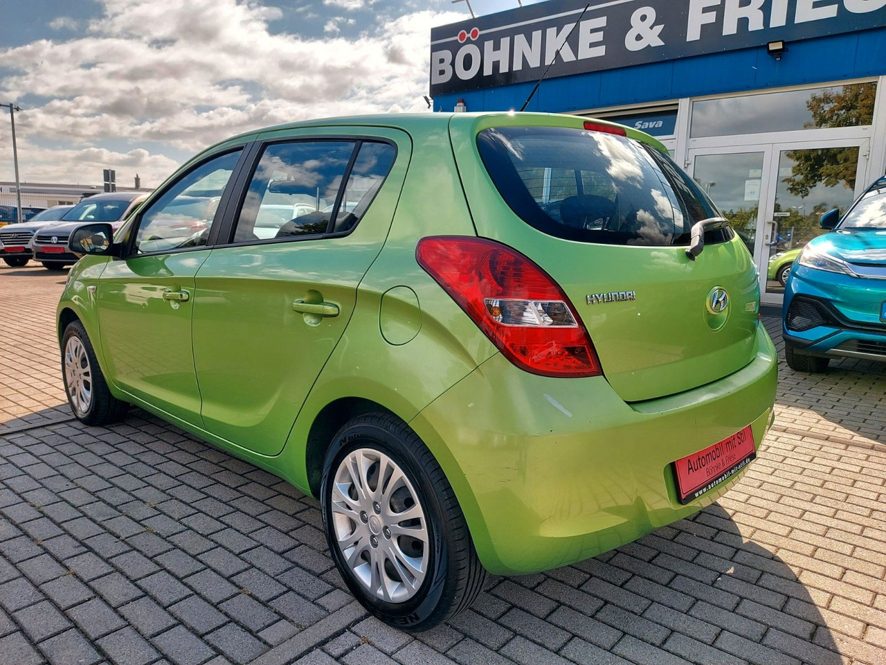 Hyundai i20 Klima USB 5 Türen - Mobil: gambar 4 Hyundai i20 Klima USB 5 Türen - Mobil: gambar 4